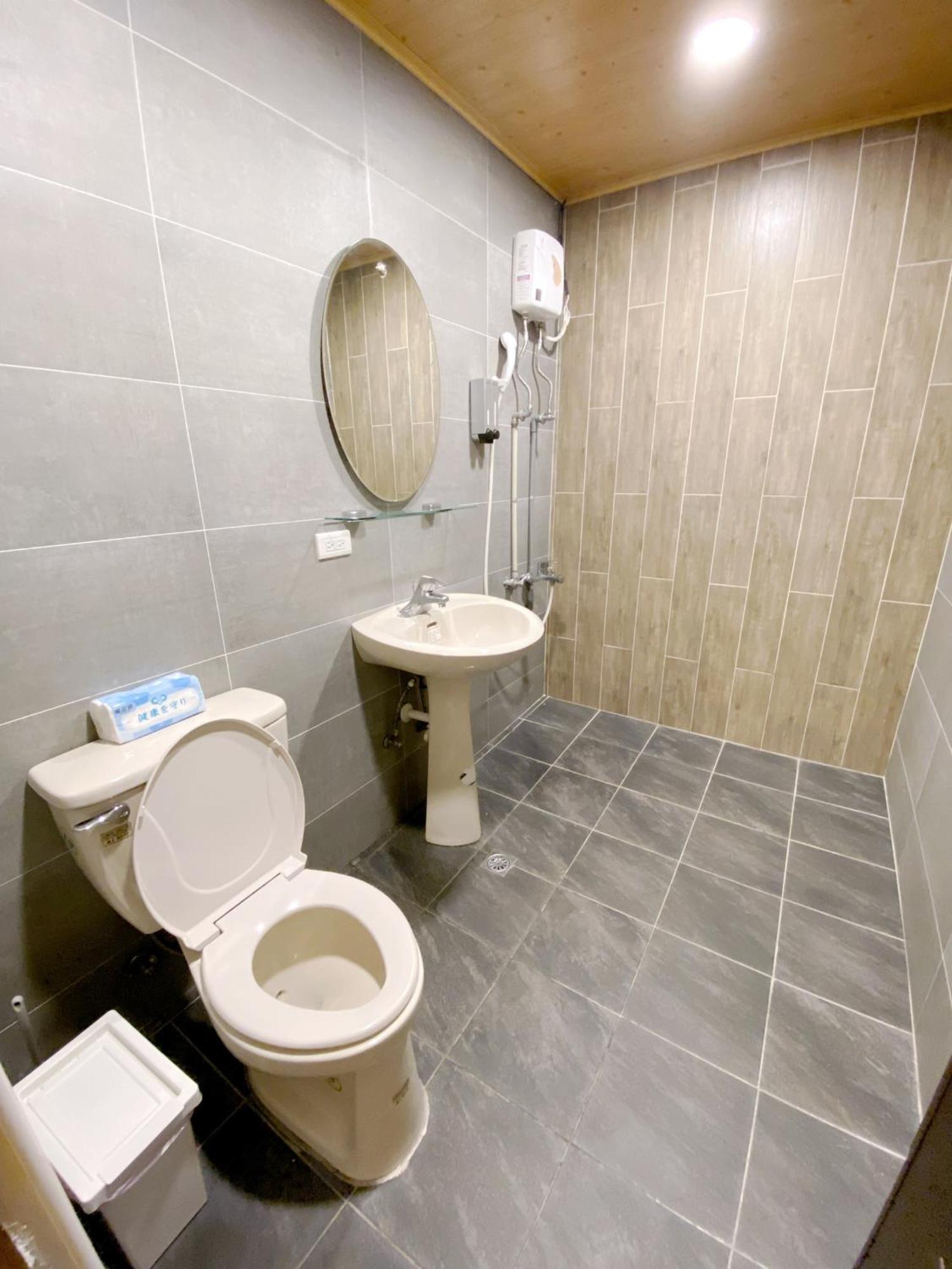 Inn 逢甲home Ταϊχούνγκ Εξωτερικό φωτογραφία